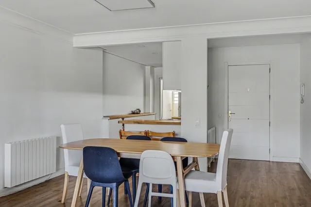 Modern apartment with terrace for sale in Puerto Portals, southwest Mallorca — photo 4