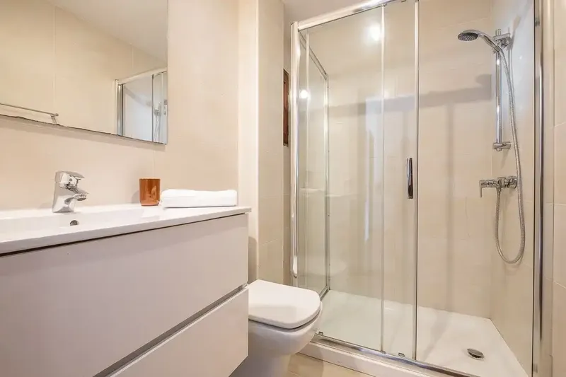 Villa a few meters from the Port of Bonaire, Alcudia. It has a vacation rental license for 12 people. It is distributed on two — photo 12