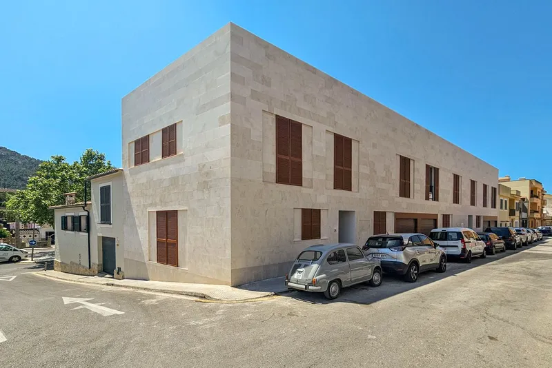 Townhouse in Andratx - Corner house in central location — photo 1