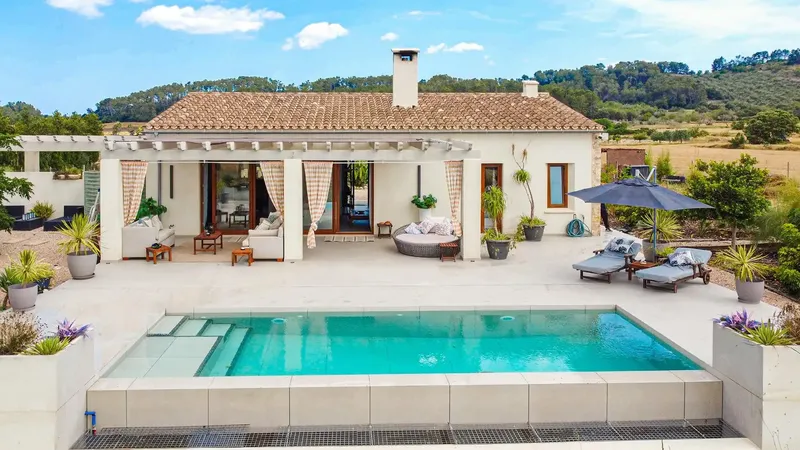 This newly built, high-specification finca in Sant Joan offers an exquisite fusion of contemporary comfort and authentic charm — photo 8