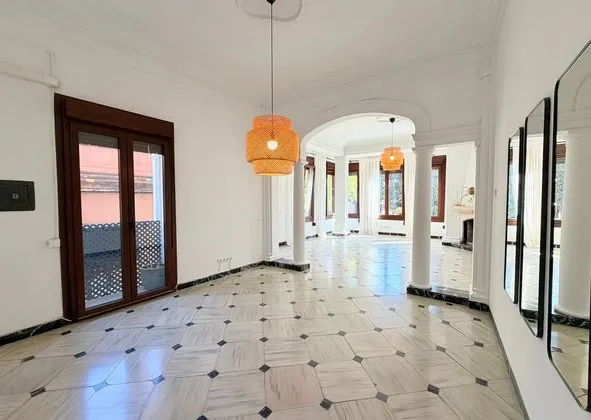 Flat / apartment in Calle del Jardí Botànic, Sant Jaume, Palma de Mallorca — photo 1