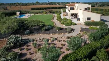 379571: Like-new Finca in Urban Location with Pool — photo 11