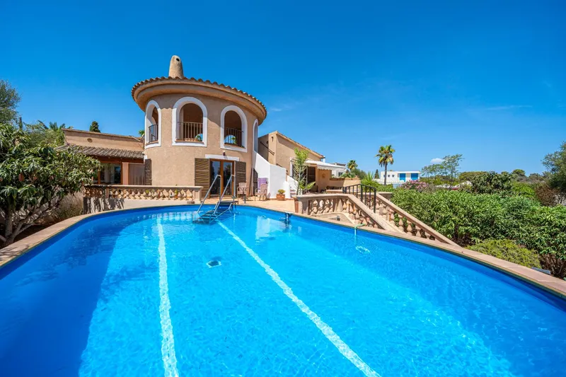Chalet in S'Estany d'en Mas with sea views, pool and garden — photo 7