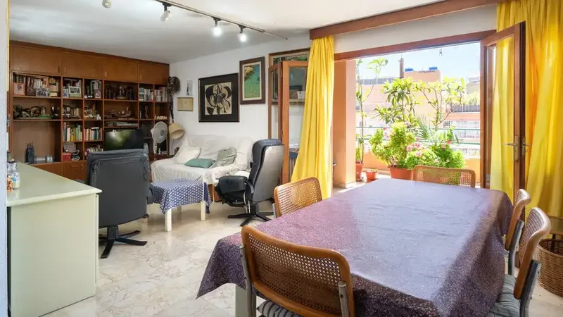 Located in one of the most prestigious and sought-after areas of Palma, next to Paseo Mallorca, this penthouse represents an excellent opportunity — photo 4