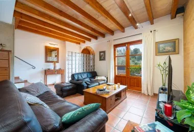 Townhouse for sale in Puigpunyent — photo 1