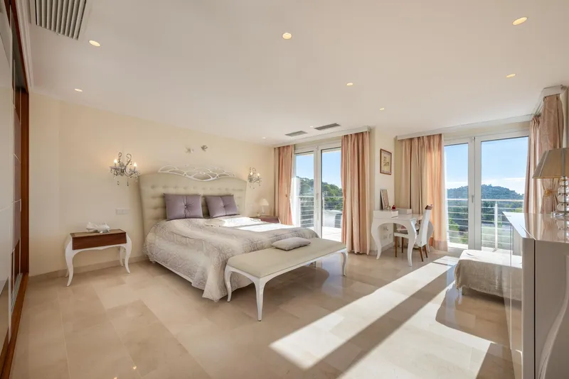 Villa for sale with panoramic sea views in Costa de la Calma — photo 11