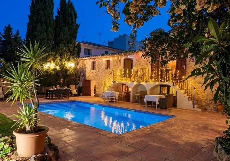Exclusive home with tourist license, pool and garage in the heart of Alaró — photo 1