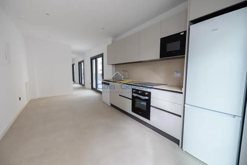 Semi-detached house — photo 11