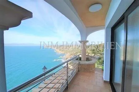 192m² semi-detached house with 5 rooms and pool for rent — photo 5