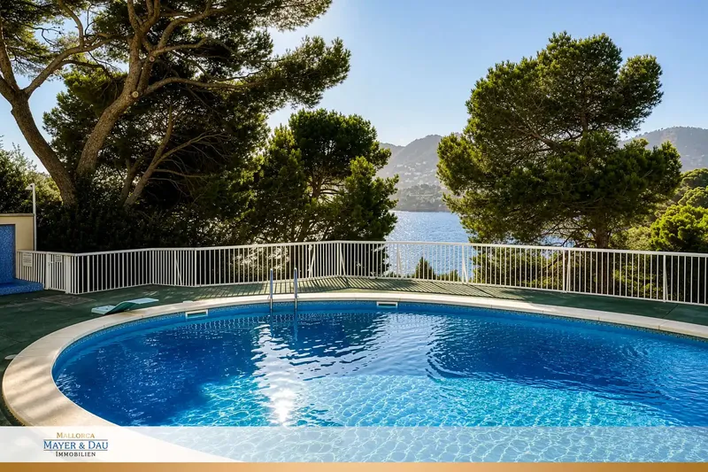 In a highly sought-after location, in a complex with sea access, we present this apartment which, with its large partially covered terrace, offers the perfect living space to enjoy Mallorca to the fullest. — photo 1