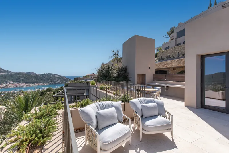 Luxury Mediterranean residence for sale with panoramic views of the Port d'Andratx harbor — photo 2