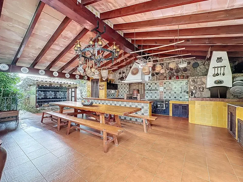 In the heart of the renowned S'iller urbanization in Puerto Pollensa, a unique opportunity to acquire an exclusive chalet — photo 7