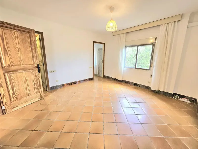 Discover the home of your dreams in the exclusive Sa Font Seca urbanization in Palmanyola! This magnificent detached house offers you a — photo 12