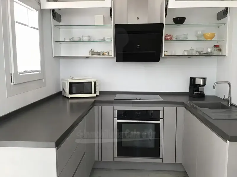 This villa was completely renovated in 2022 and equipped with many extras. Just 3 minutes from Cala Petita, shops and restaurants, in — photo 11