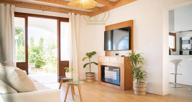 Mediterranean finca with pool for rent in Santa Margalida for 6 people — photo 2