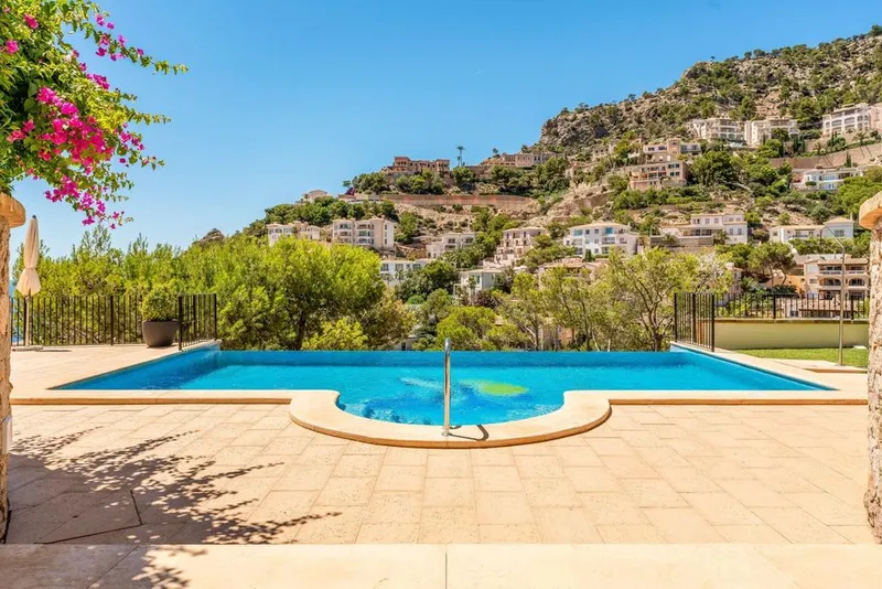 Penthouse in Port d'Andratx, Province of Balearic Islands — photo 1