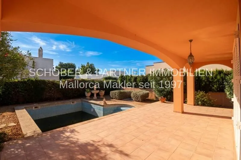 Chalet with 5 rooms, 2 bathrooms, garage and pool for sale — photo 6