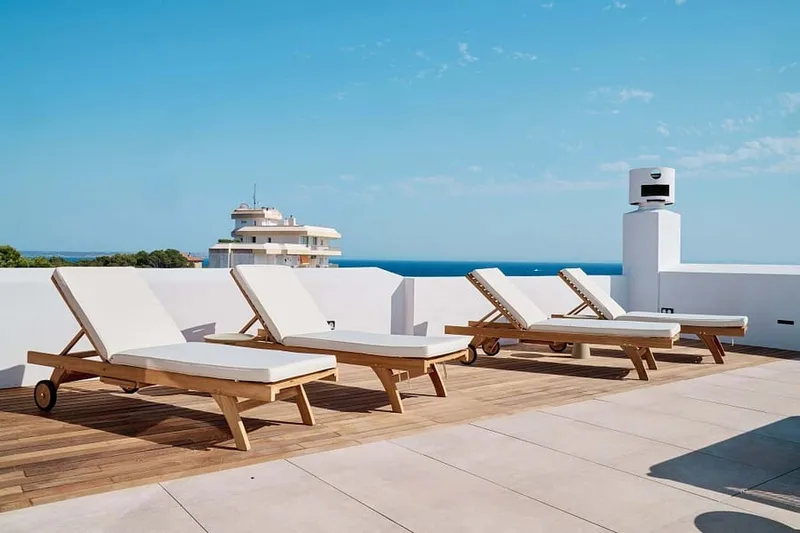 Luxury Penthouse “The View” – Beachfront Living, Close to Palma, with 130 m² Private Rooftop Terrace — photo 10