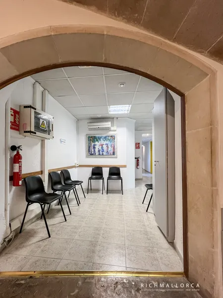 Character Townhouse with Exceptional Potential in Central Llucmajor — photo 6