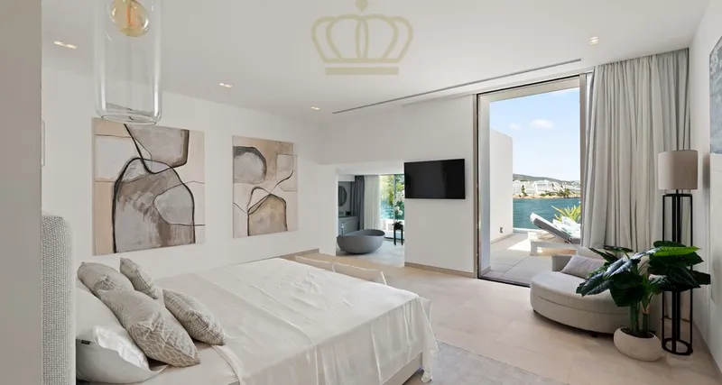 Beautiful new build villa in Mallorca Cala Vinyas - first sea line — photo 9