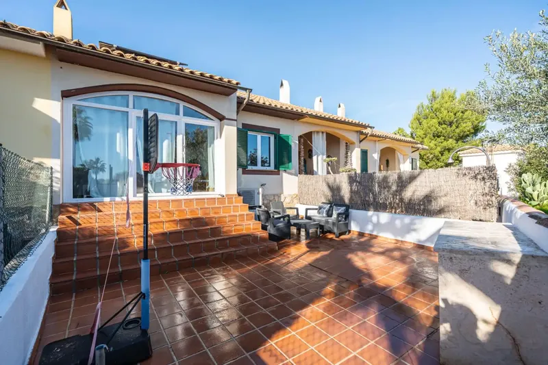 Townhouse in Cala Murada with terrace a few meters from the beach — photo 2