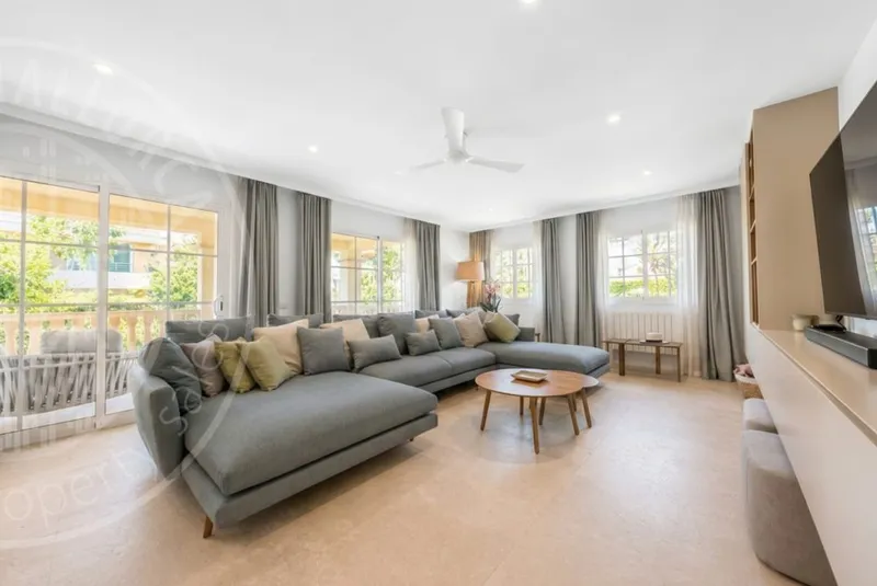 260607 – Stylish Sea View Home — photo 7