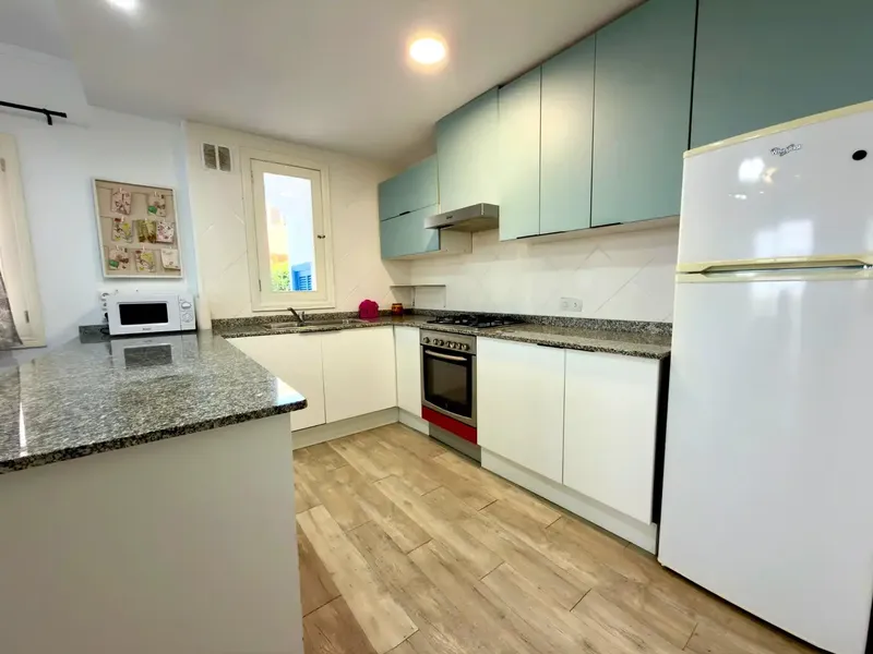 Important information: The apartment is NOT rented in July or August — photo 4