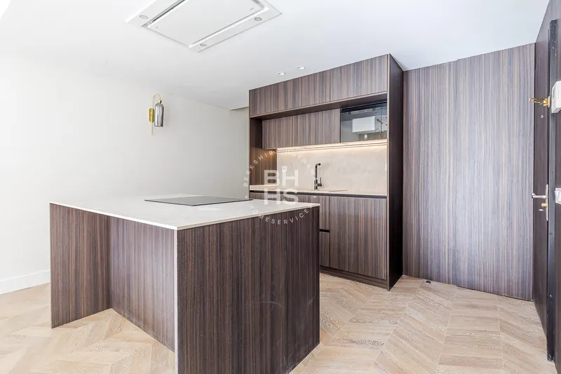 Flat for sale in Ciudad Jardín — photo 9