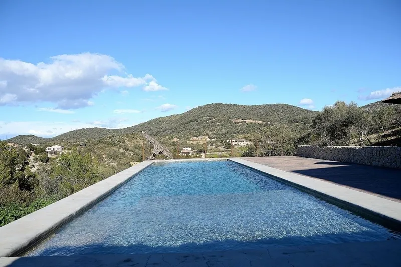 Beautiful country home with unobstructed views of the evergreen nature — photo 3