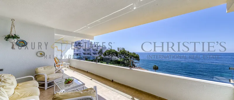 Penthouse in Palmanova in first sea line with beach access — photo 11