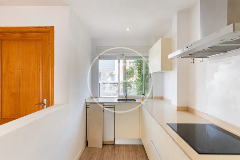 Semi-detached house for long-term rental in La Vileta — photo 8