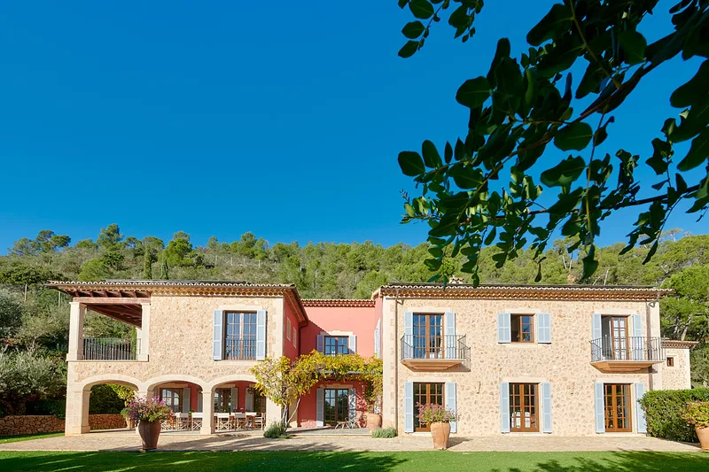 Idyllic rural villa with unique privacy - Marcel Remus Real Estate — photo 4