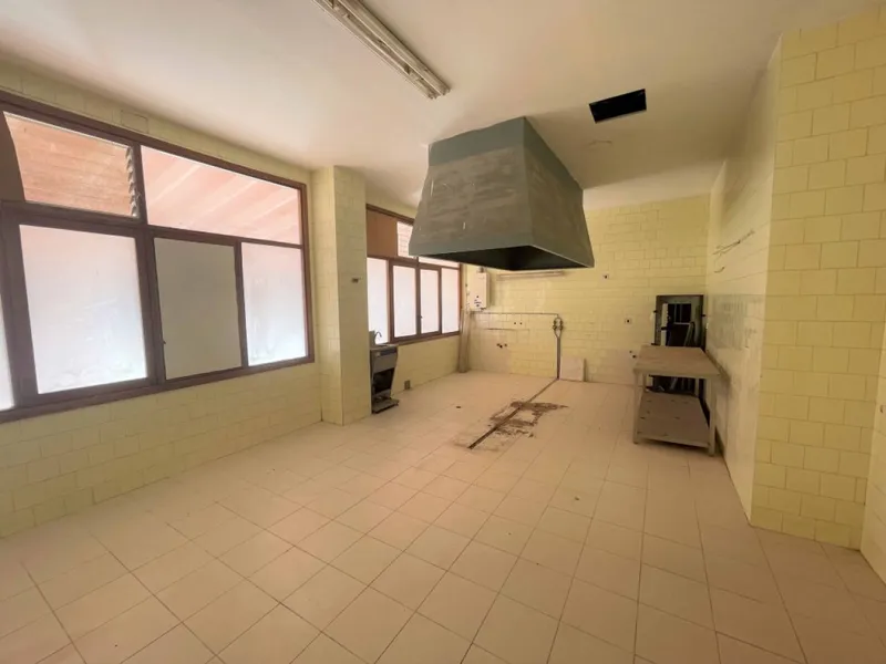 Commercial space for sale in Passeig d'es Port — photo 12