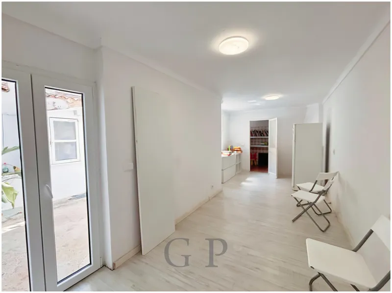 Real estate details — photo 3