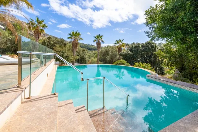 Luxury sea view villa with private lift for sale in Bonaire, Alcudia — photo 2