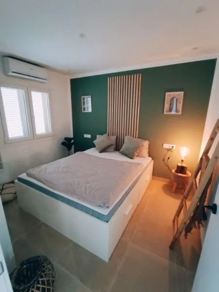 Completely renovated apartment in prime location directly by the sea – Cala Agulla, Cala Ratjada — photo 2