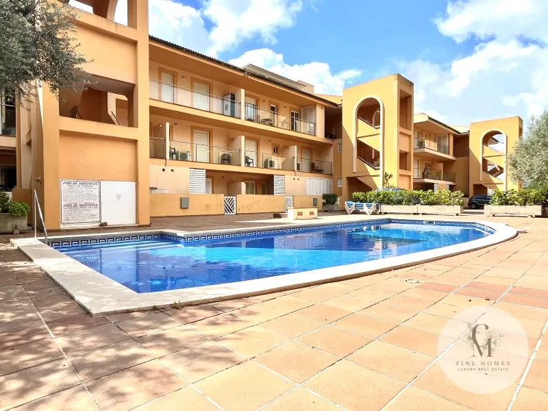 Ground Floor Duplex with Community Pool and Private Parking a Few Meters from the Sea in Puerto Pollença — photo 1