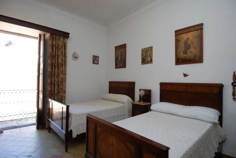 Bright and spacious apartment in the old down town of Manacor — photo 7