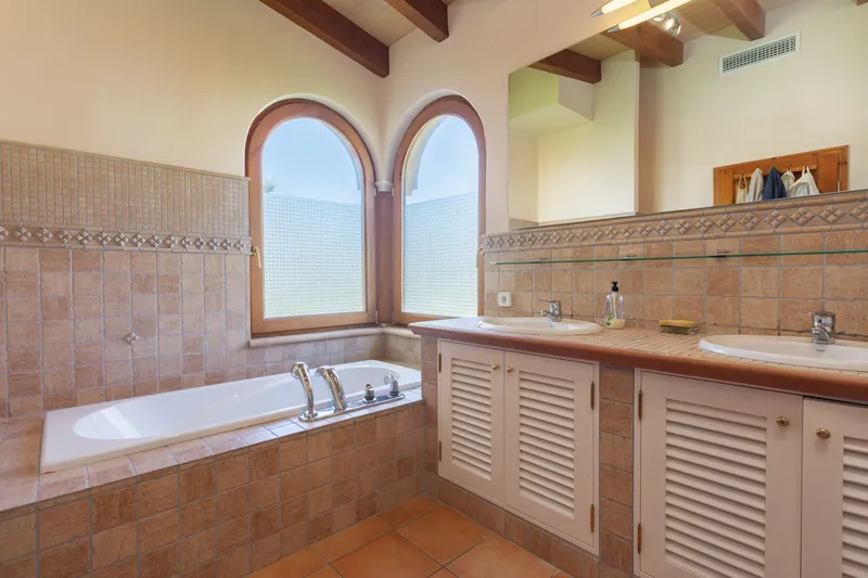 Villa in Santa Ponsa - partial sea view from the terrace — photo 8