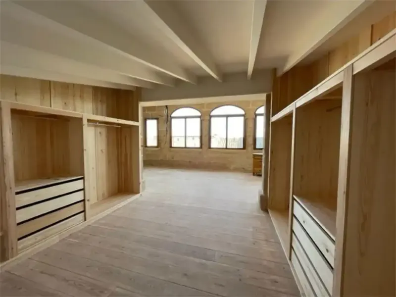 Gran casa reformada. Patio, Garage. — photo 3