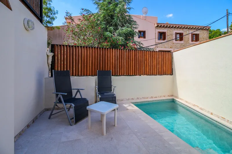 Exclusive Listing.- Renovated Stone Facade Town House near the Famous Calvario Steps — photo 10
