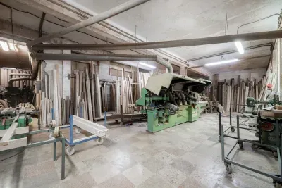 Commercial Space with Basement in Manacor — photo 1