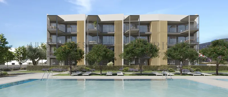New build apartment in Palmanova with terrace in exclusive residential complex near the beach — photo 1