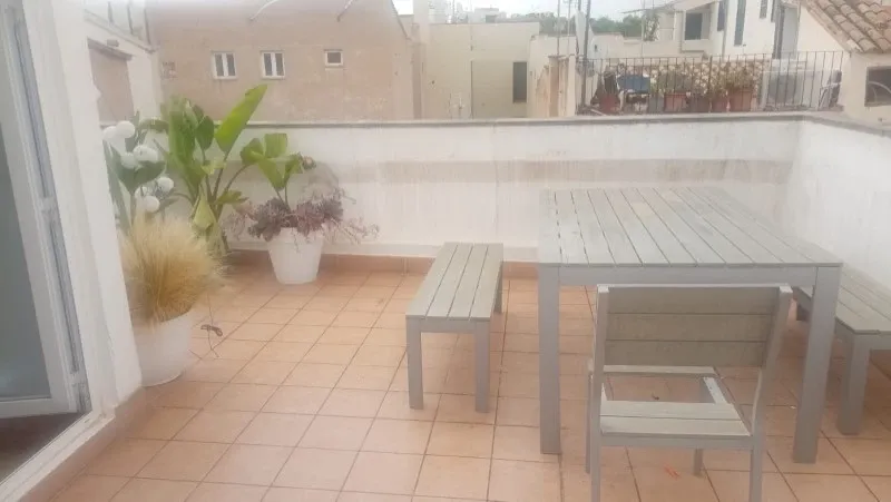 Temporary Professional Rental - One bedroom in La Lonja, with communal terrace — photo 1