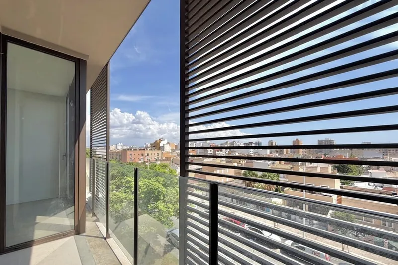 Unfurnished new build apartment with parking in Palma — photo 1