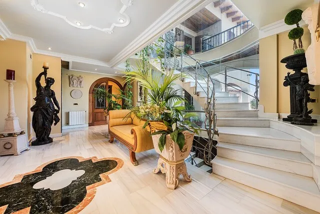 Impressive luxury house with expansive views for sale in Buger, Mallorca — photo 4