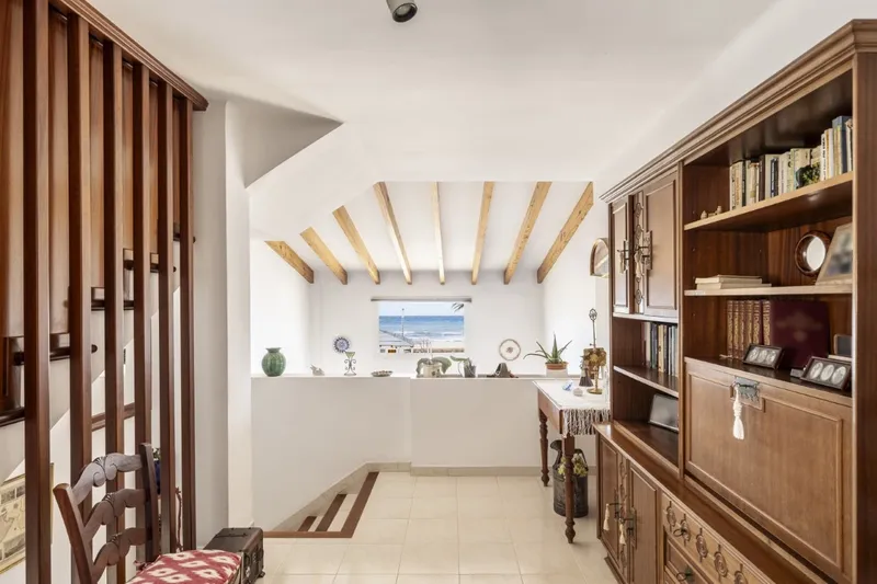 Mallorca Next Properties - Exclusive villa in front of the beach — photo 7