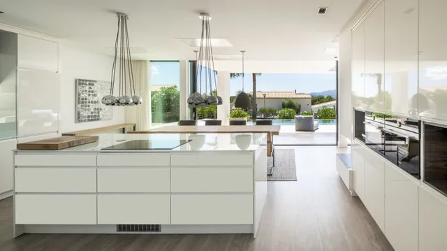 Stylish coastal villa with sea views for sale in Bonaire, North Mallorca — photo 8