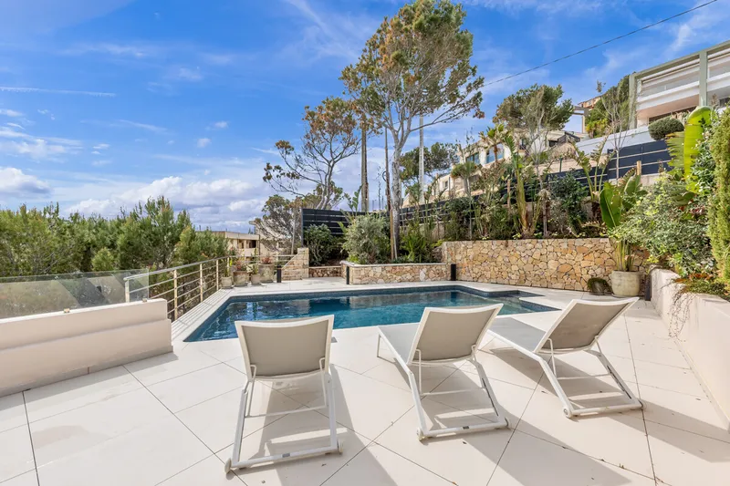 First Sea Line Mallorca – Penthouse with Pool, Terrace and Beach Access — photo 4