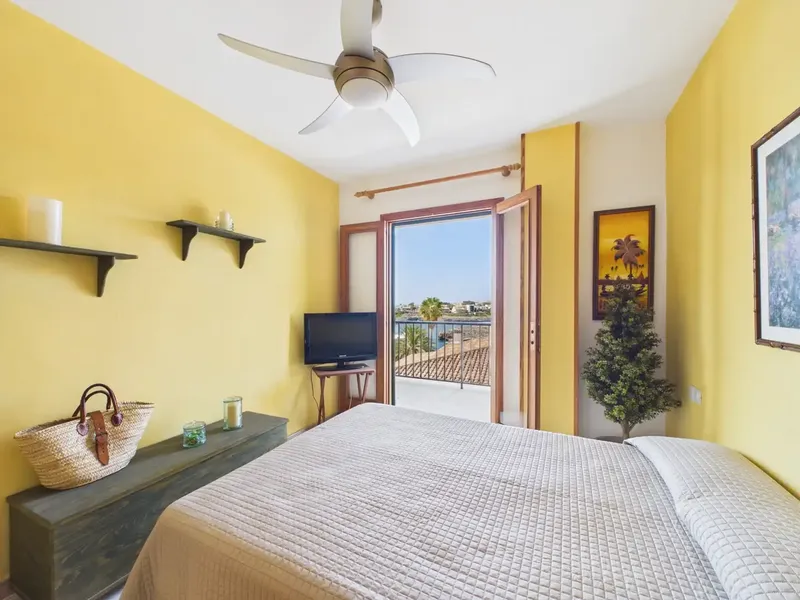 Two-bedroom apartment in Porto Colom with large terrace and parking space - TEMPORARY CONTRACT FROM MID-SEPTEMBER — photo 9